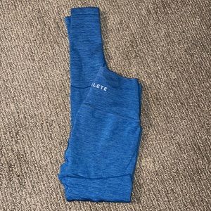 Alphalete workout leggings